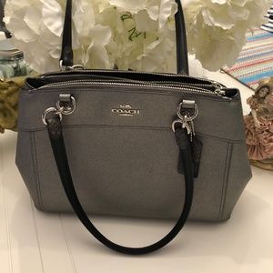 Coach beautiful Gray -Snakeskin handles- Excellent Condition Satchel Hand bag